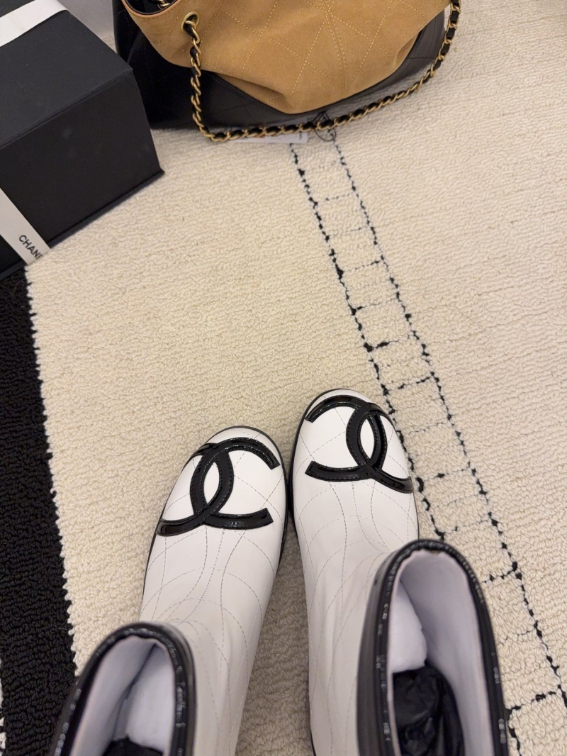 Ch**el boots